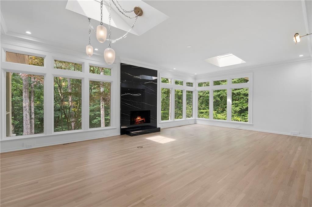 366 Blackland Road NW
