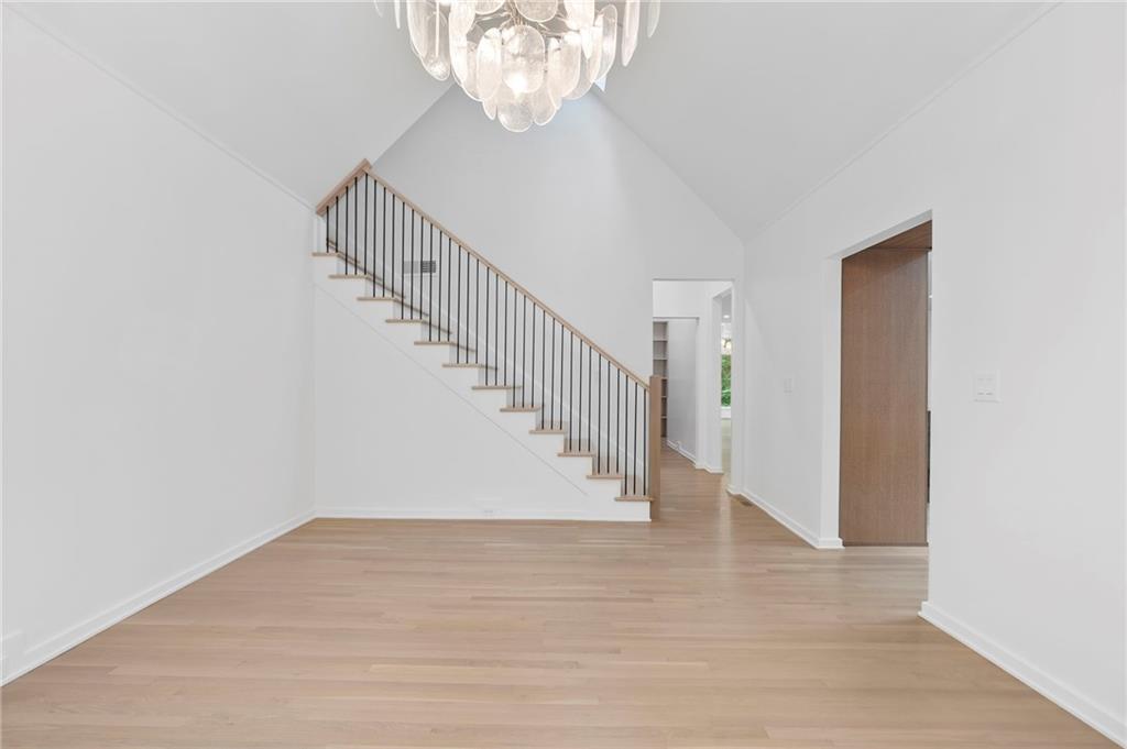 366 Blackland Road NW