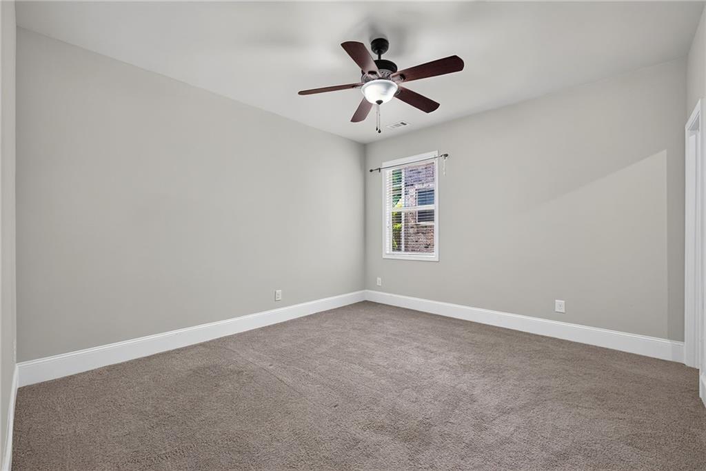 1185 Gallatin Way
