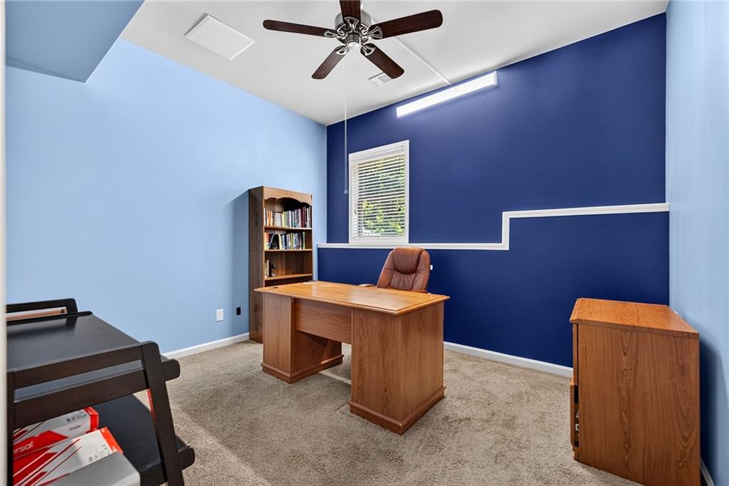 1185 Gallatin Way