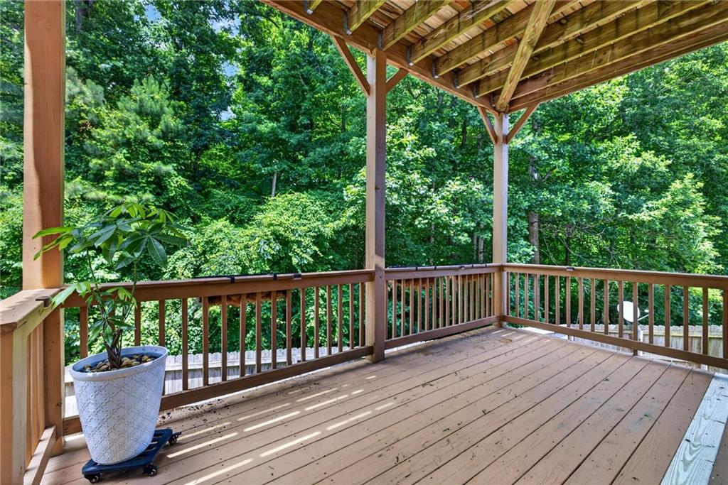 1185 Gallatin Way