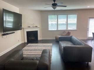 390 Sawgrass View