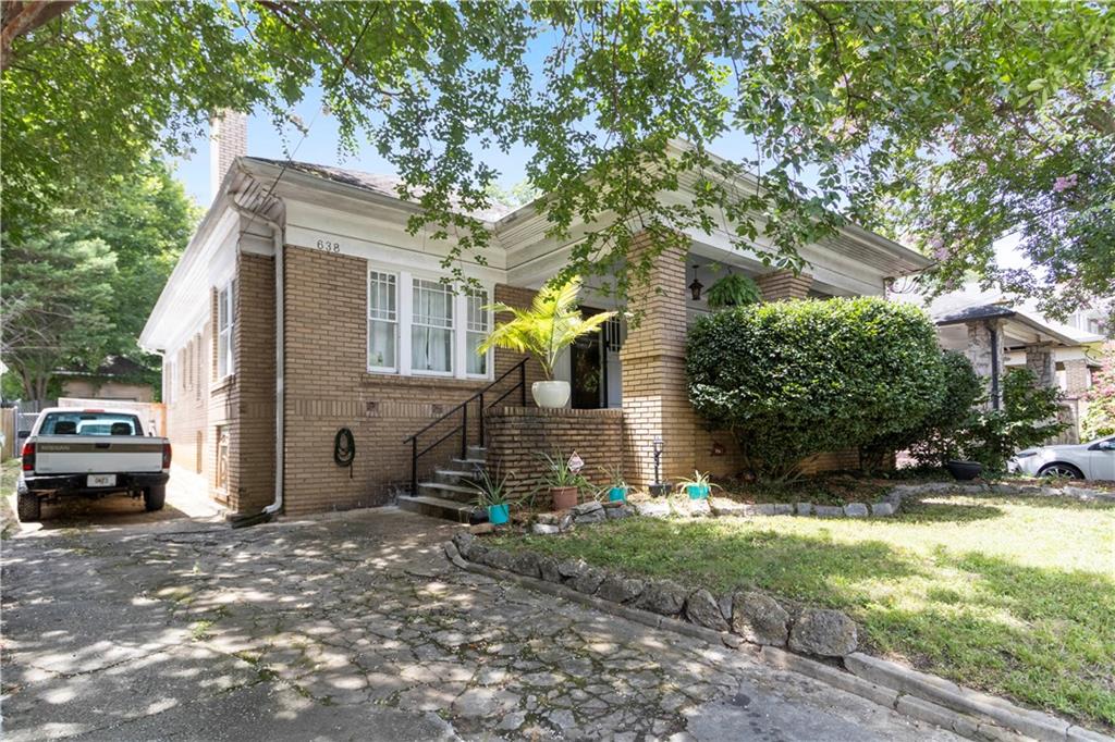 638 Moreland Avenue NE
