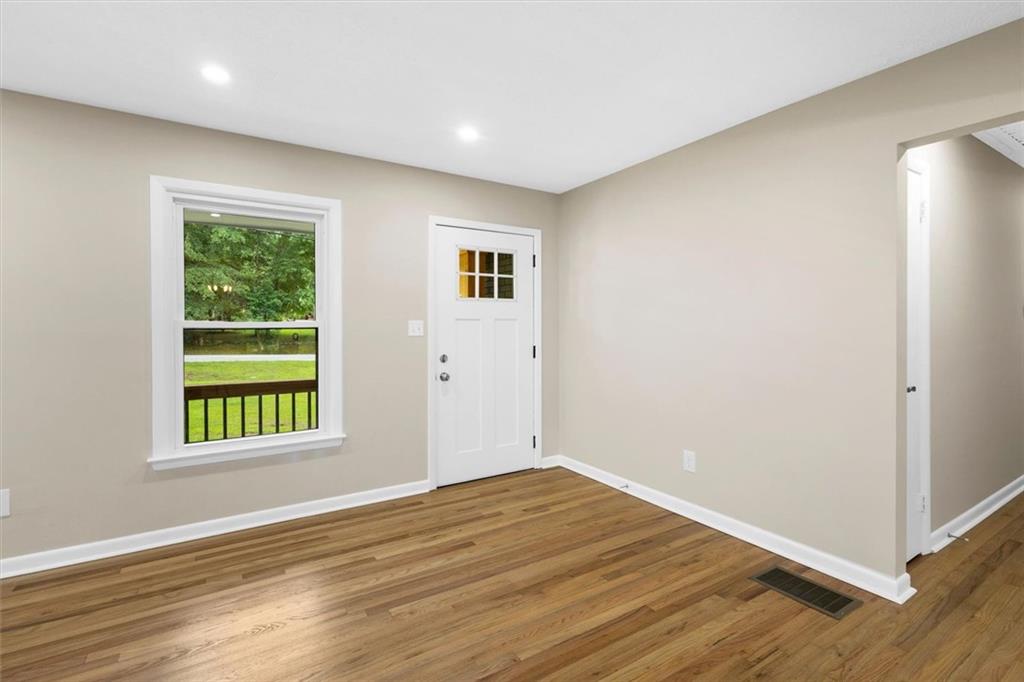 1939 Smyrna Road SW