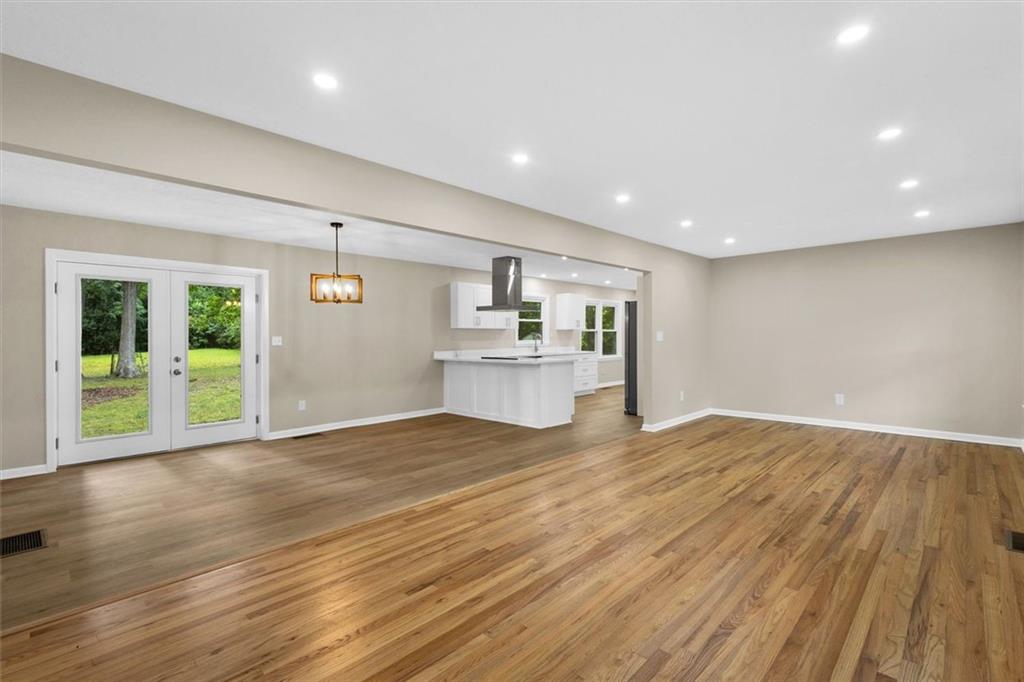 1939 Smyrna Road SW