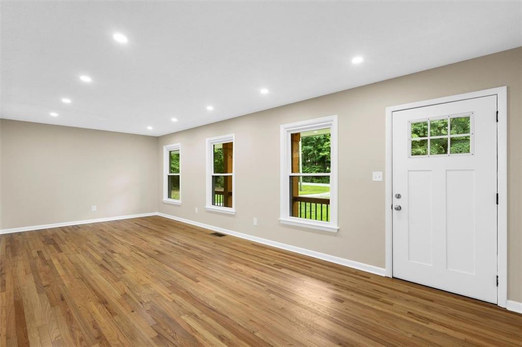 1939 Smyrna Road SW