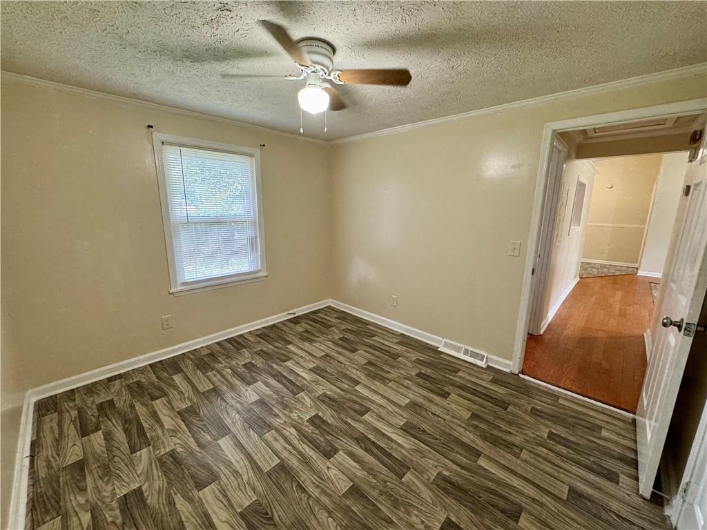 7 Sherwood Loop