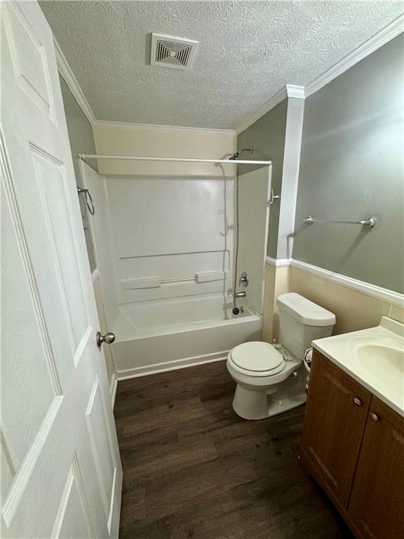 7 Sherwood Loop