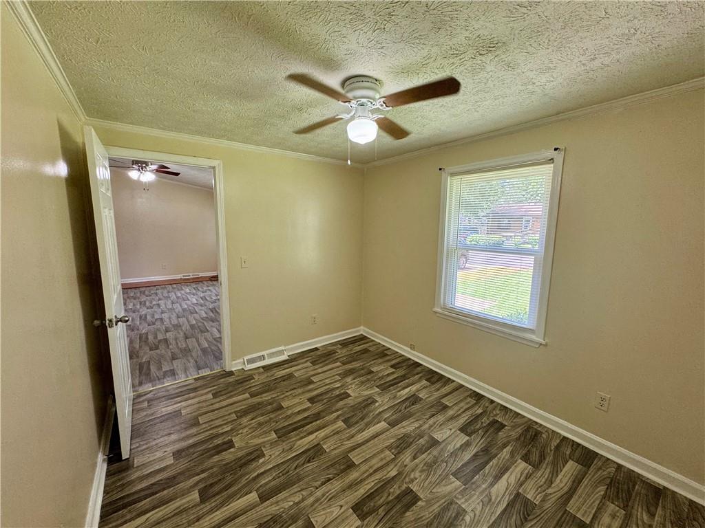 7 Sherwood Loop