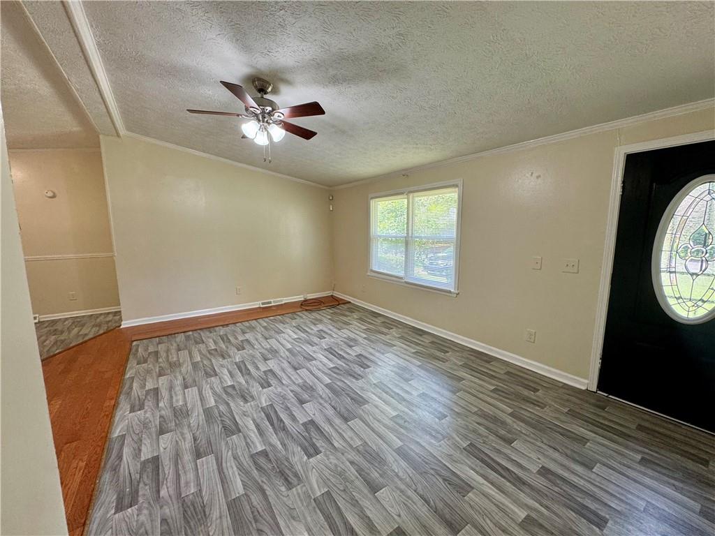 7 Sherwood Loop