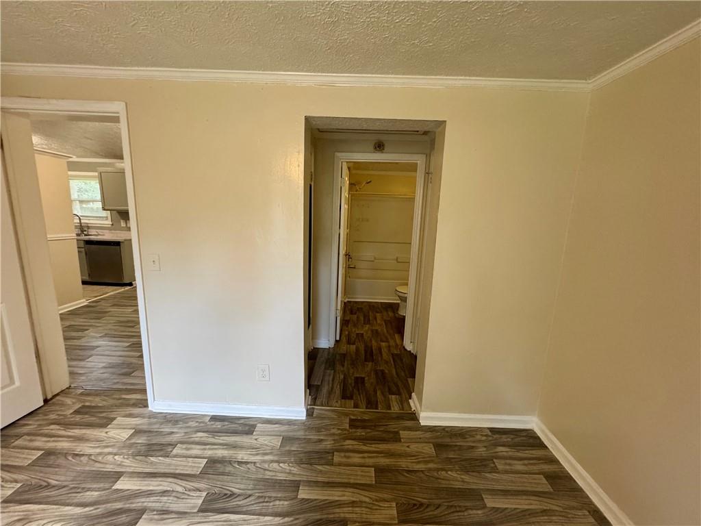 7 Sherwood Loop