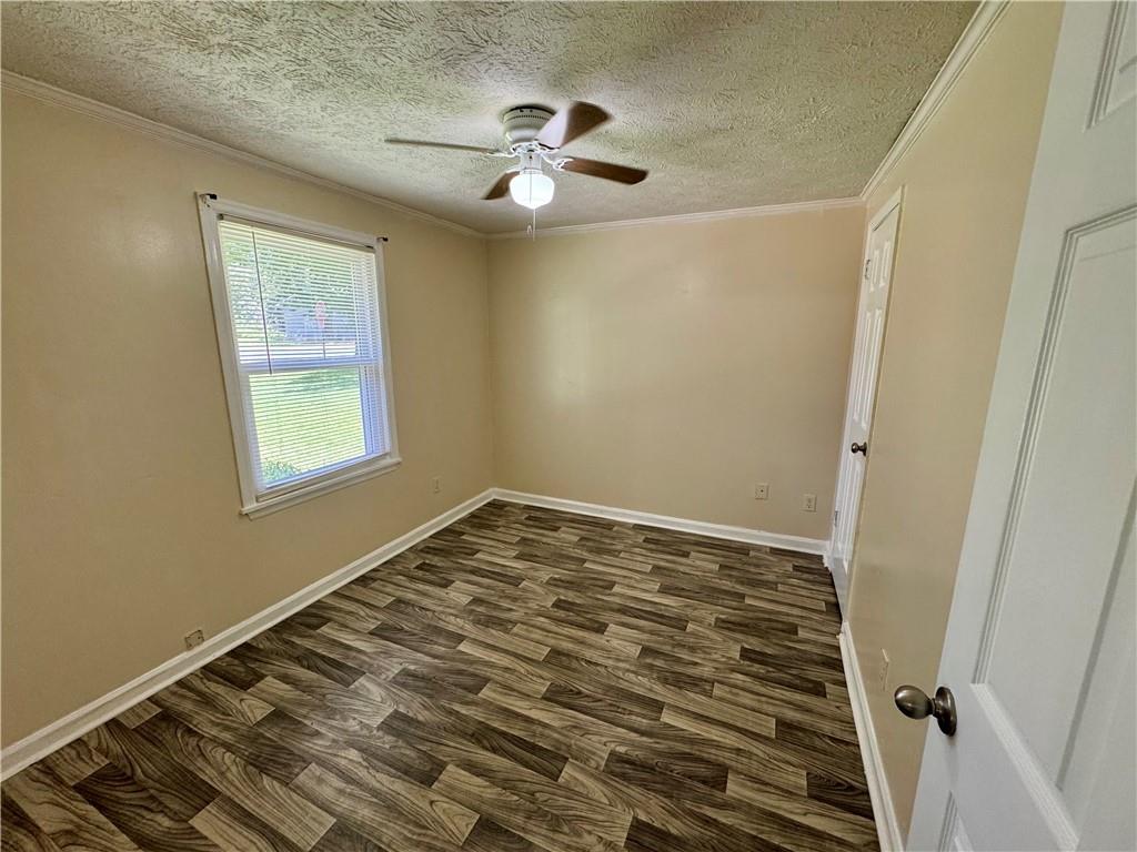 7 Sherwood Loop