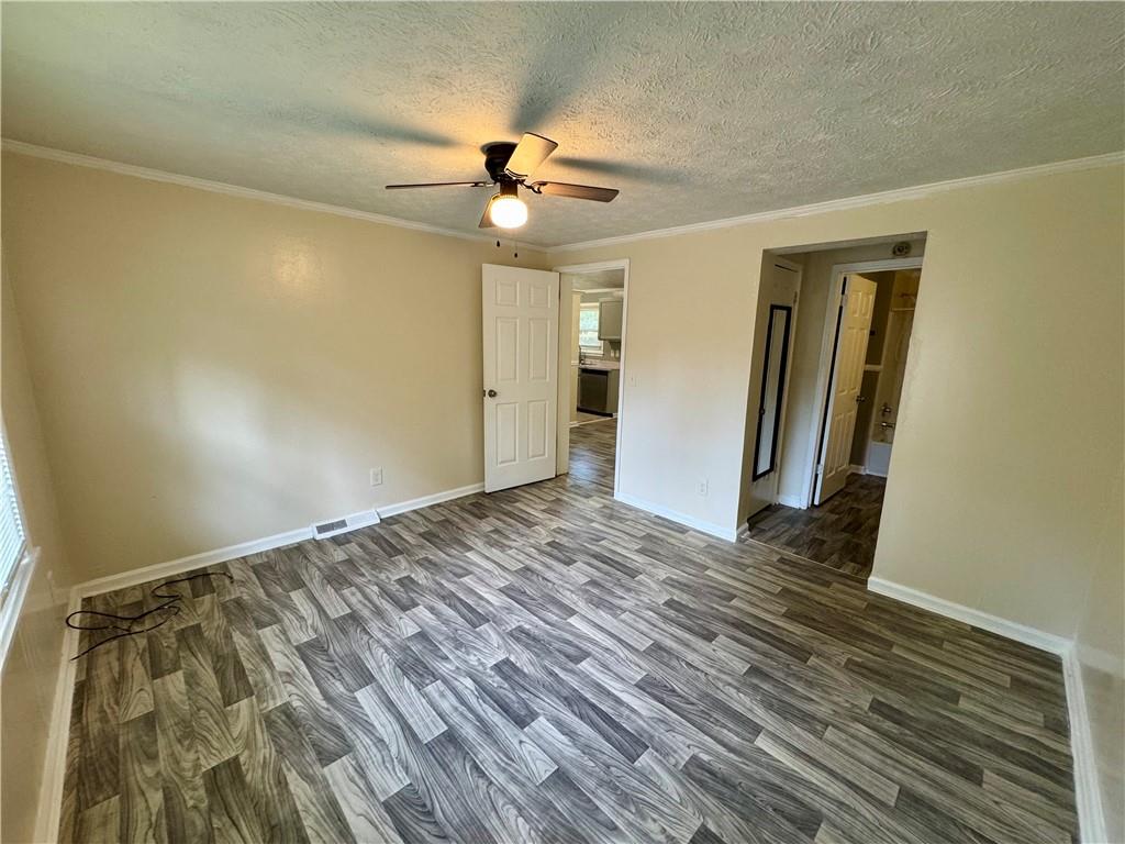 7 Sherwood Loop