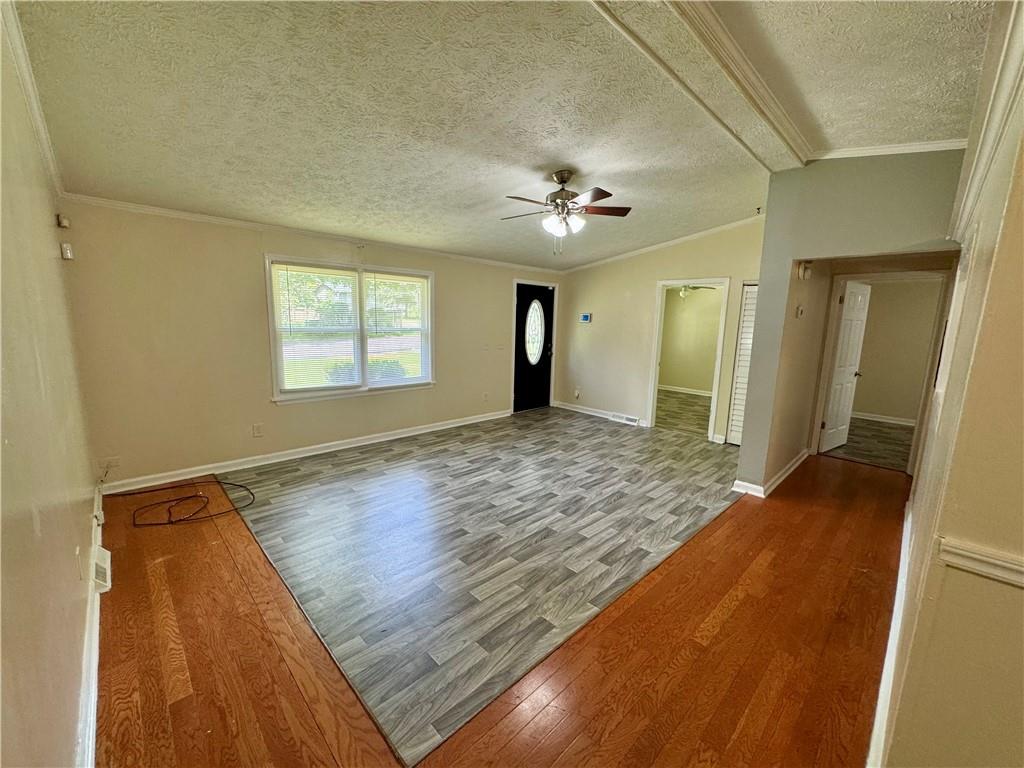 7 Sherwood Loop