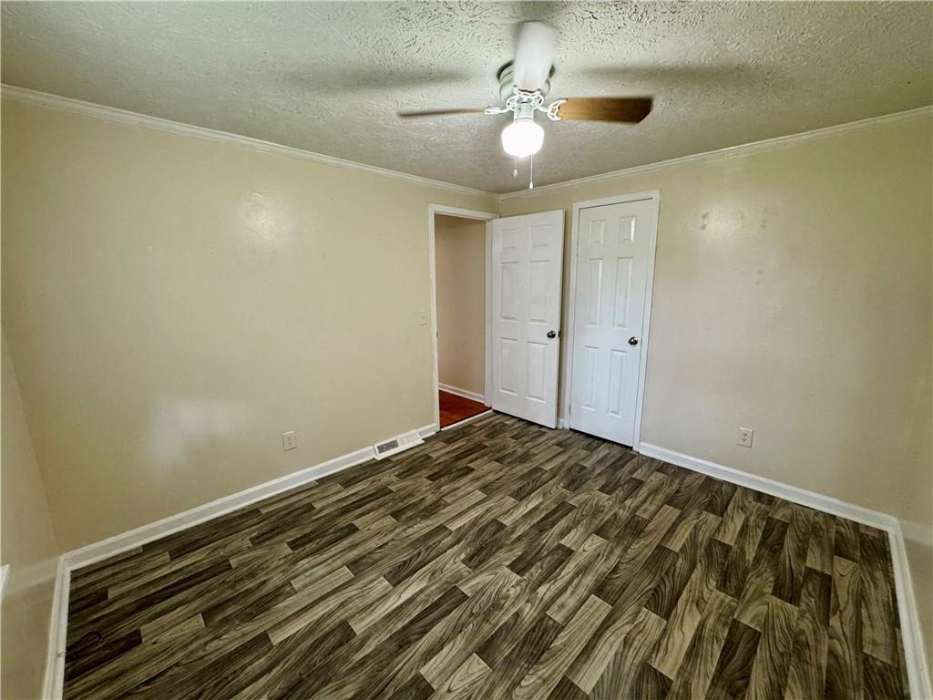 7 Sherwood Loop
