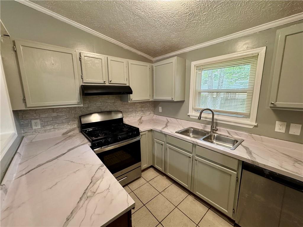 7 Sherwood Loop