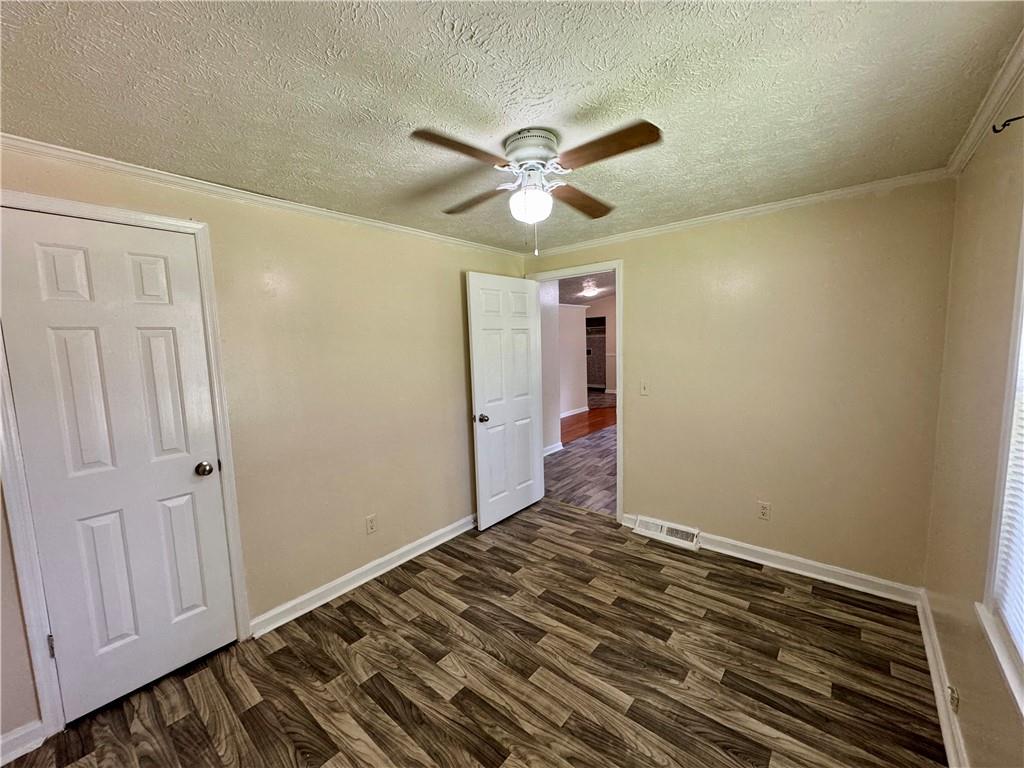 7 Sherwood Loop