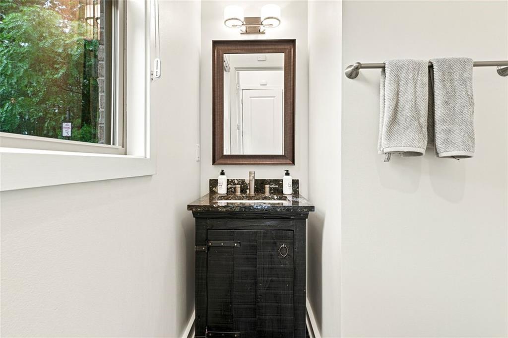 826 Canterbury Overlook