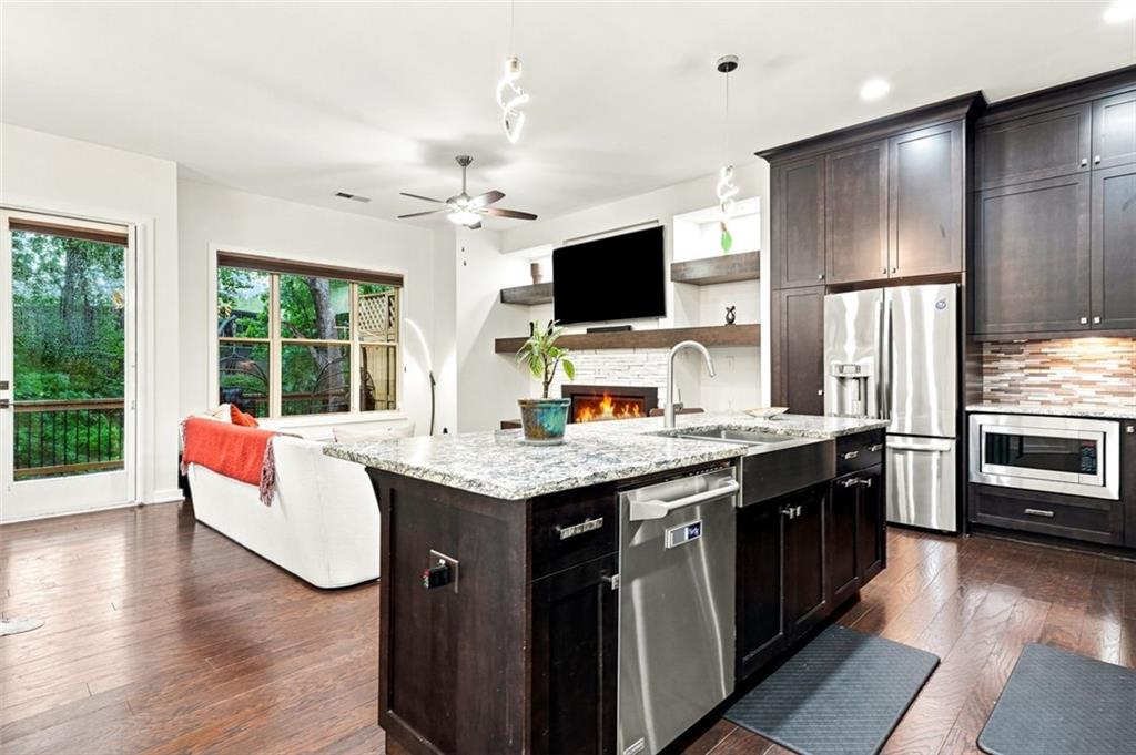 826 Canterbury Overlook