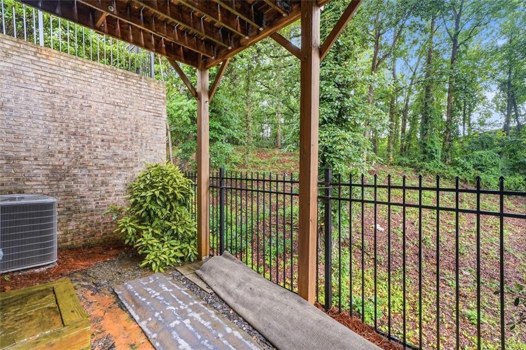 826 Canterbury Overlook