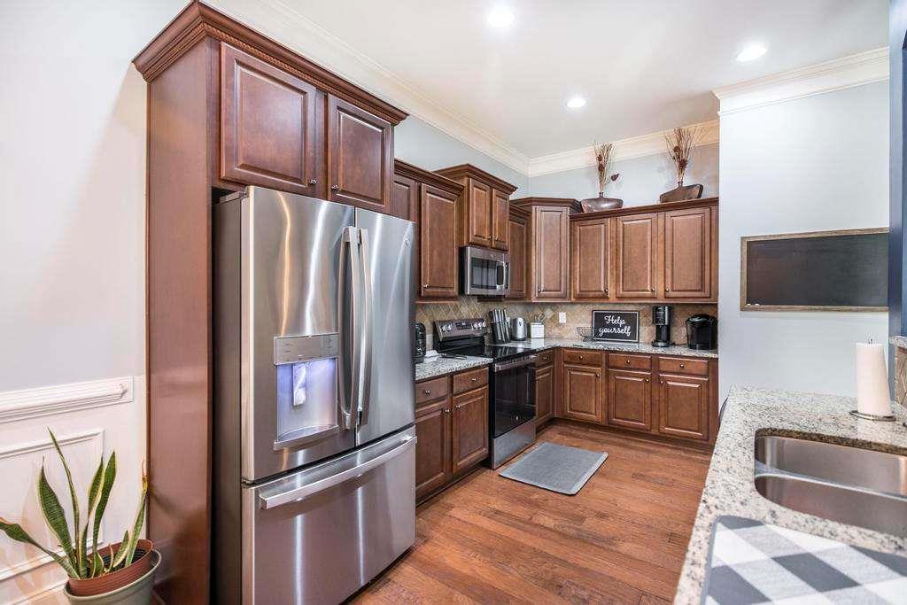 315 Deven Court
