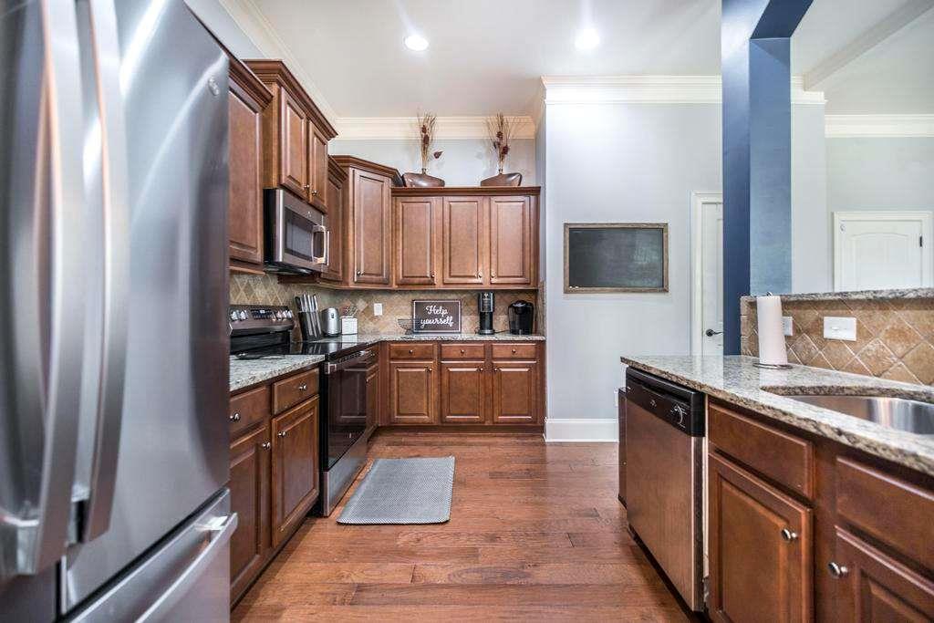 315 Deven Court