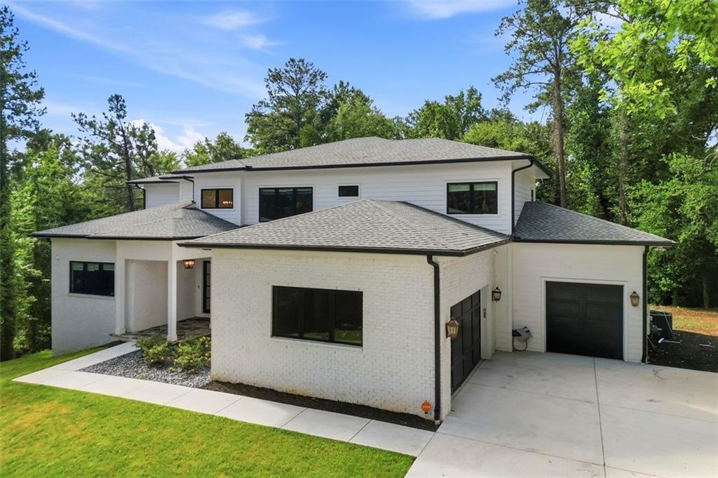 1200 Moores Mill Road NW