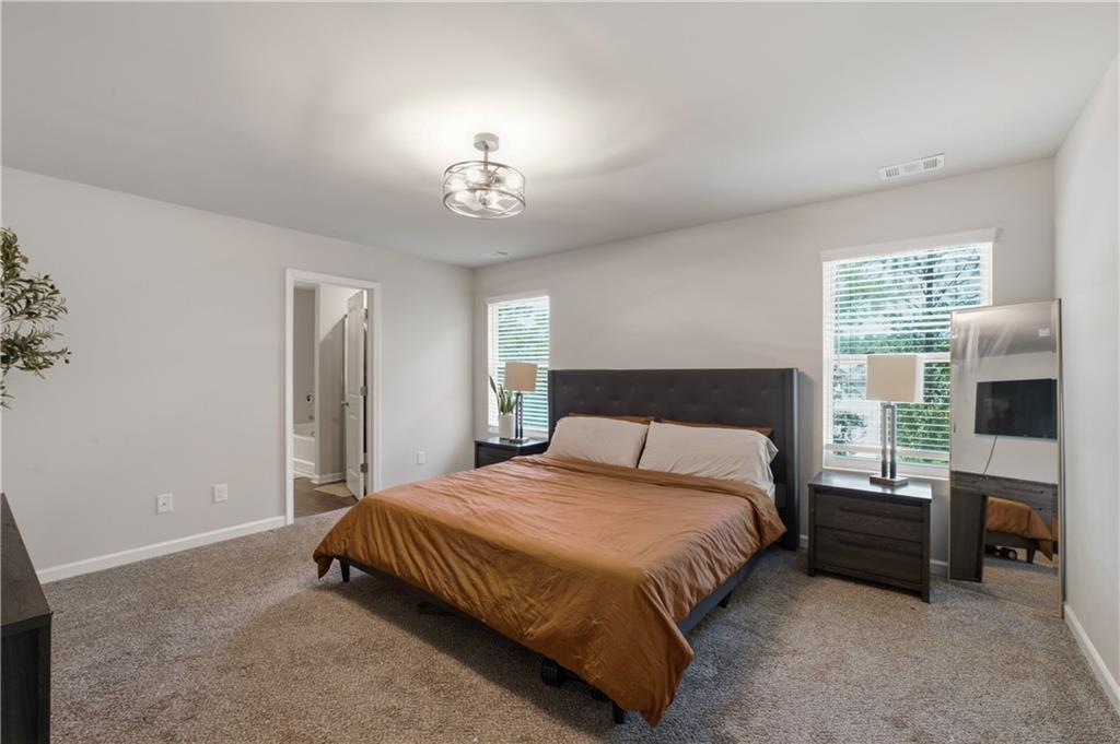 105 Oakbrook Lane