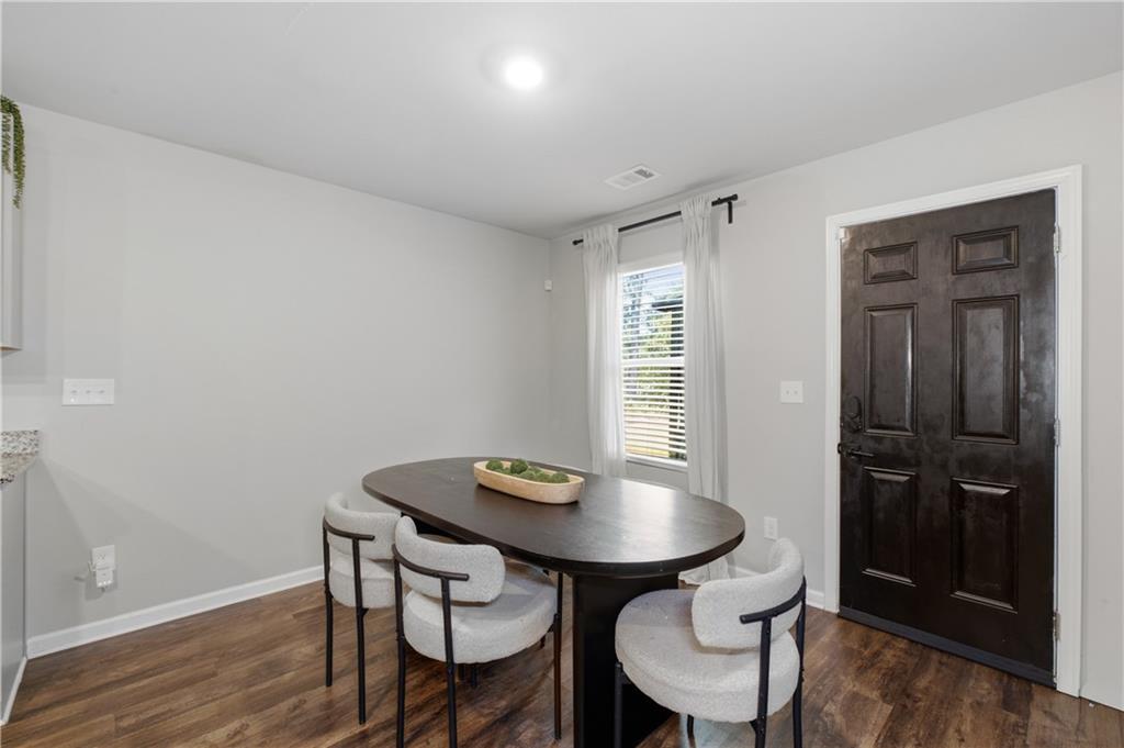 105 Oakbrook Lane