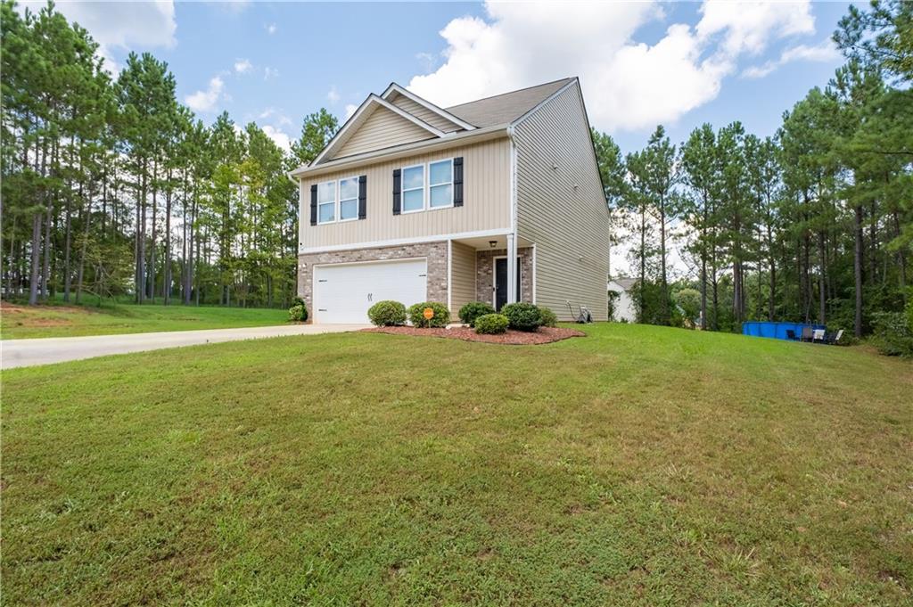105 Oakbrook Lane