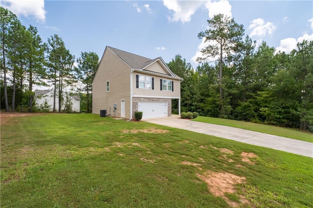 105 Oakbrook Lane