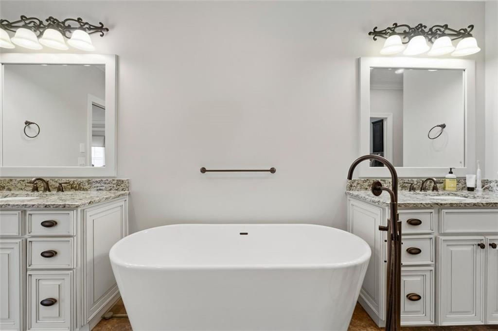 3866 Paces Lookout Drive SE Unit 13