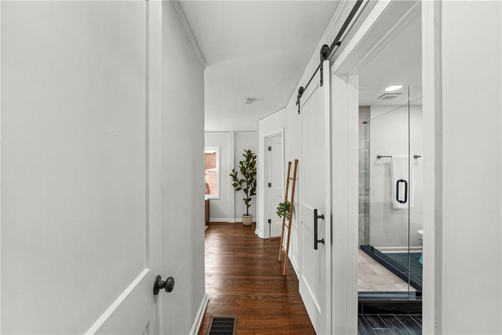 3423 Rugby Circle