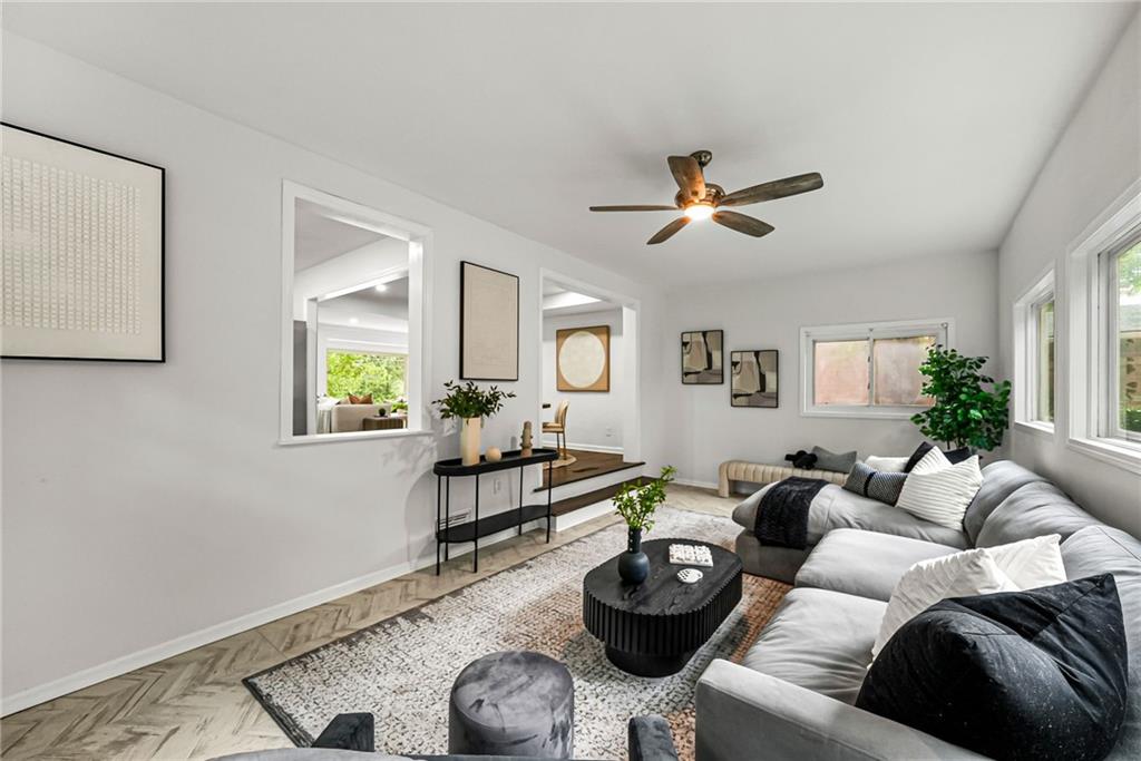 3423 Rugby Circle