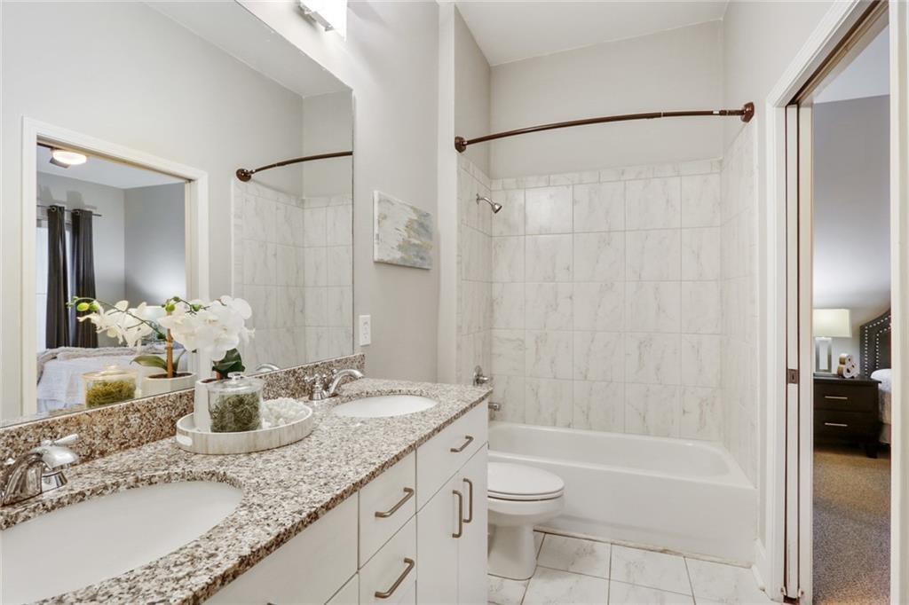 384 Ralph Mcgill Boulevard NE Unit 319