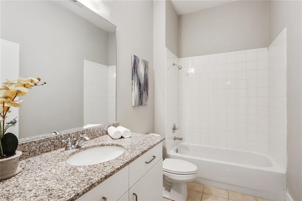 384 Ralph Mcgill Boulevard NE Unit 319
