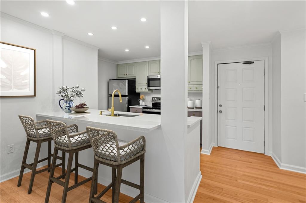 3655 Habersham Road NE Unit B236