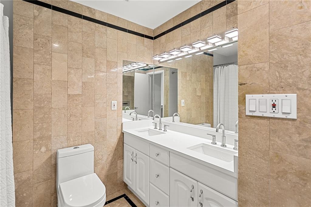 3655 Habersham Road NE Unit B236
