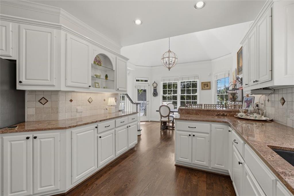 1455 Natchez Way