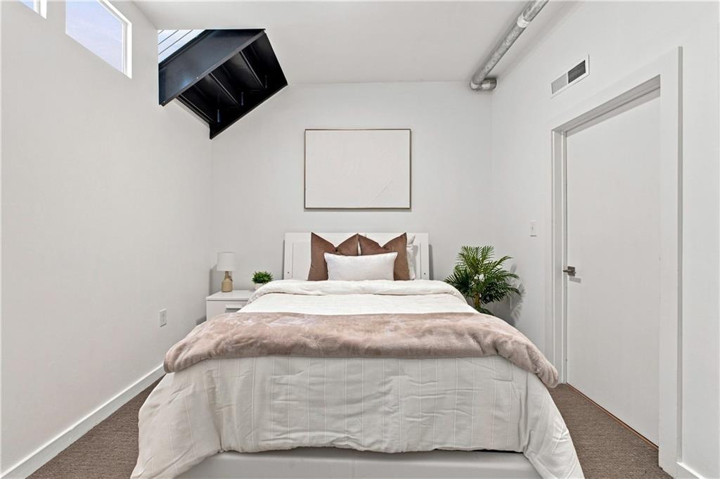 260 18th Street NW Unit 10304