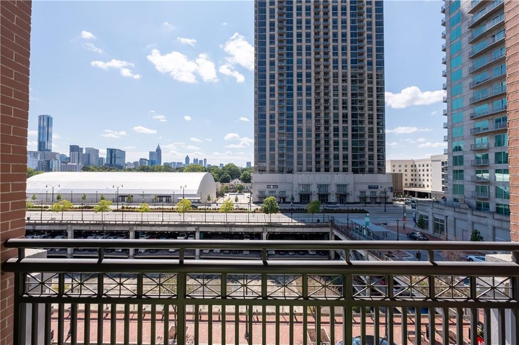 260 18th Street NW Unit 10304