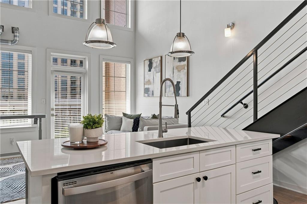 260 18th Street NW Unit 10304