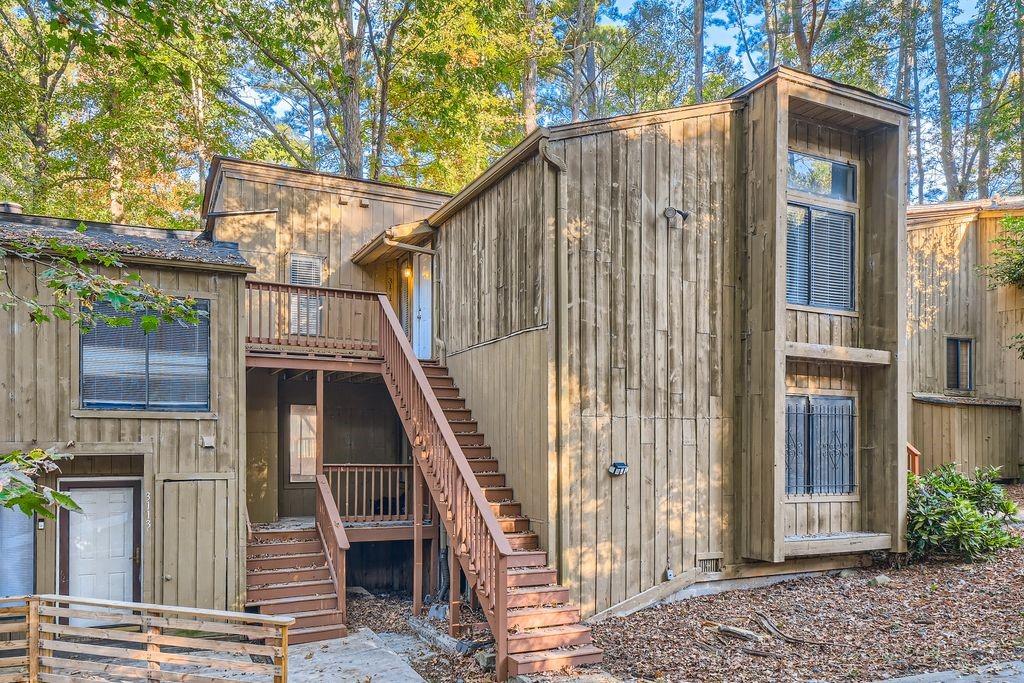 3111 Fairington Drive