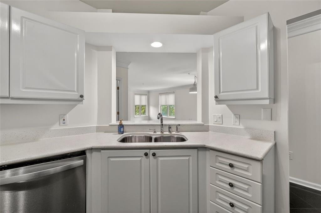 3334 Peachtree Road NE Unit 103