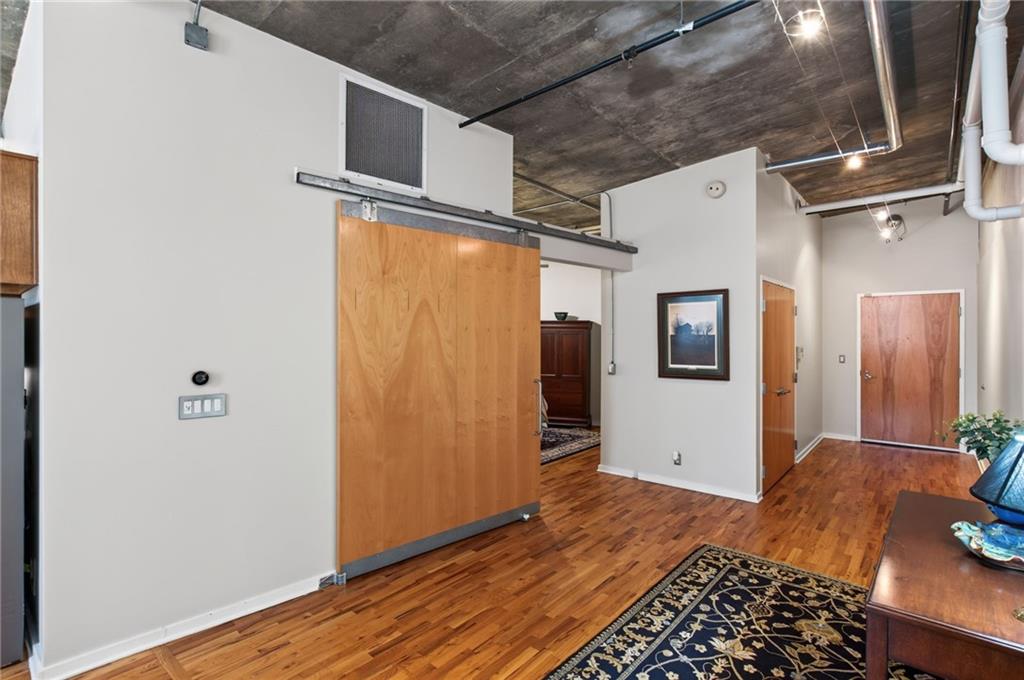 660 Glen Iris Drive NE Unit 407