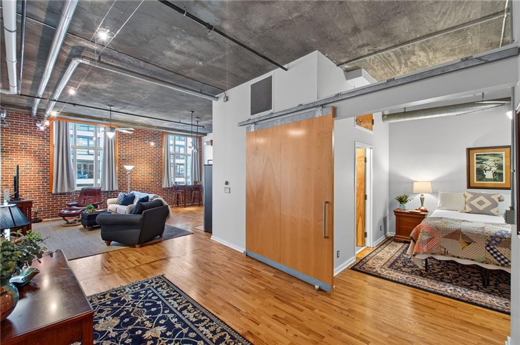 660 Glen Iris Drive NE Unit 407