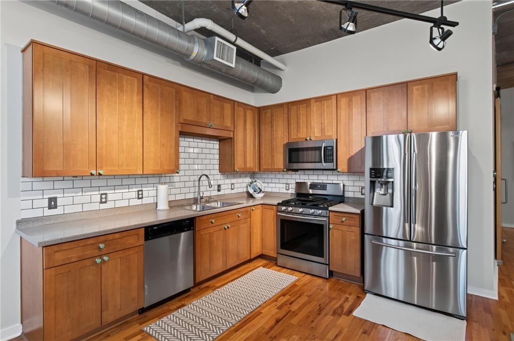660 Glen Iris Drive NE Unit 407