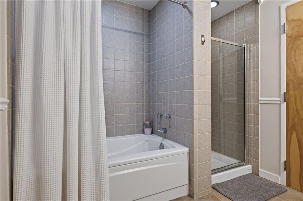 660 Glen Iris Drive NE Unit 407