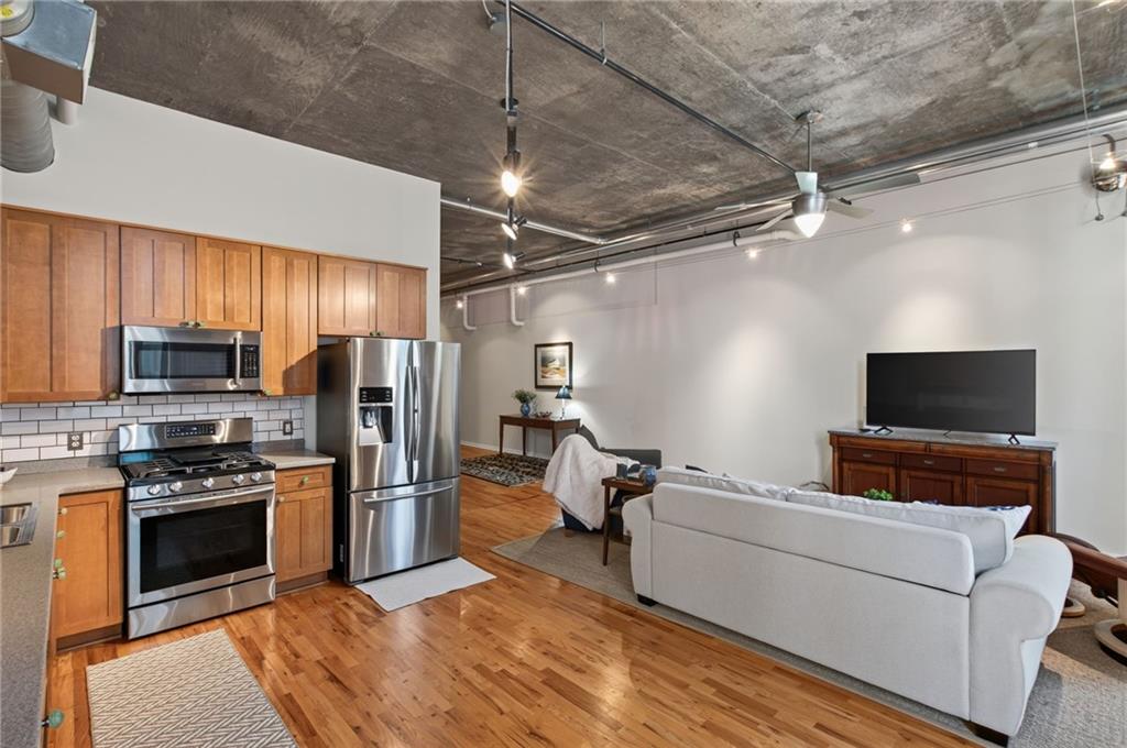 660 Glen Iris Drive NE Unit 407