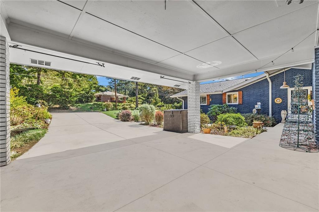3515 Parkview Drive